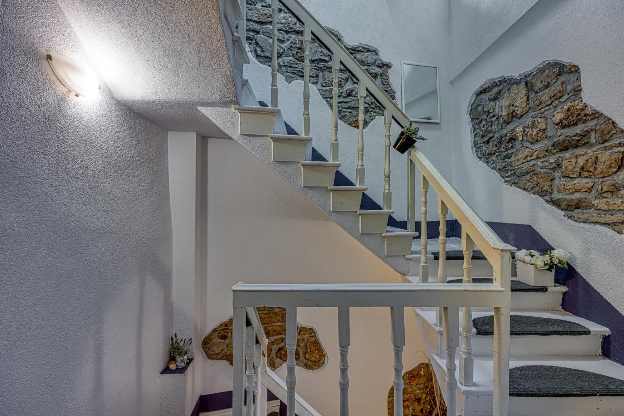 Studio Katarina Ρόβινι Εξωτερικό φωτογραφία