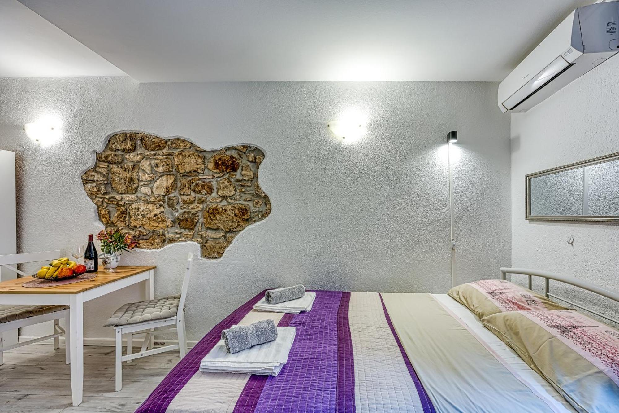 Studio Katarina Ρόβινι Εξωτερικό φωτογραφία